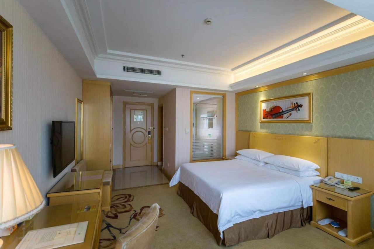 Vienna Hotel Jiangsu Xuzhou Pengcheng Square Exterior photo