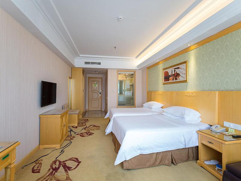 Vienna Hotel Jiangsu Xuzhou Pengcheng Square Exterior photo